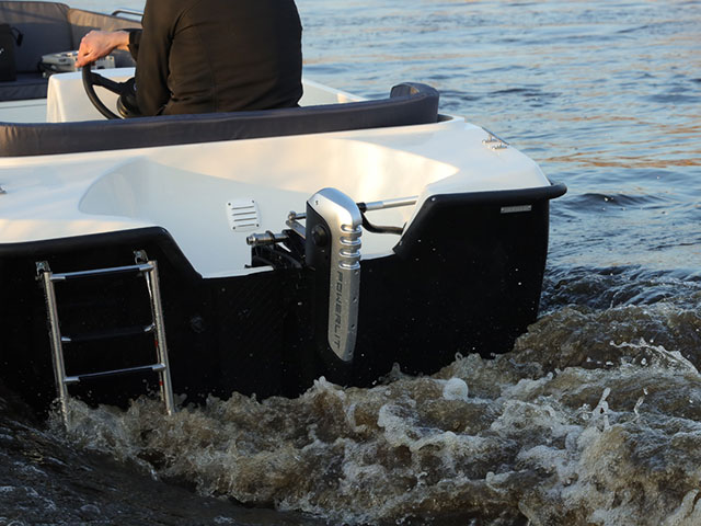 motor1 powerlit motor met boot